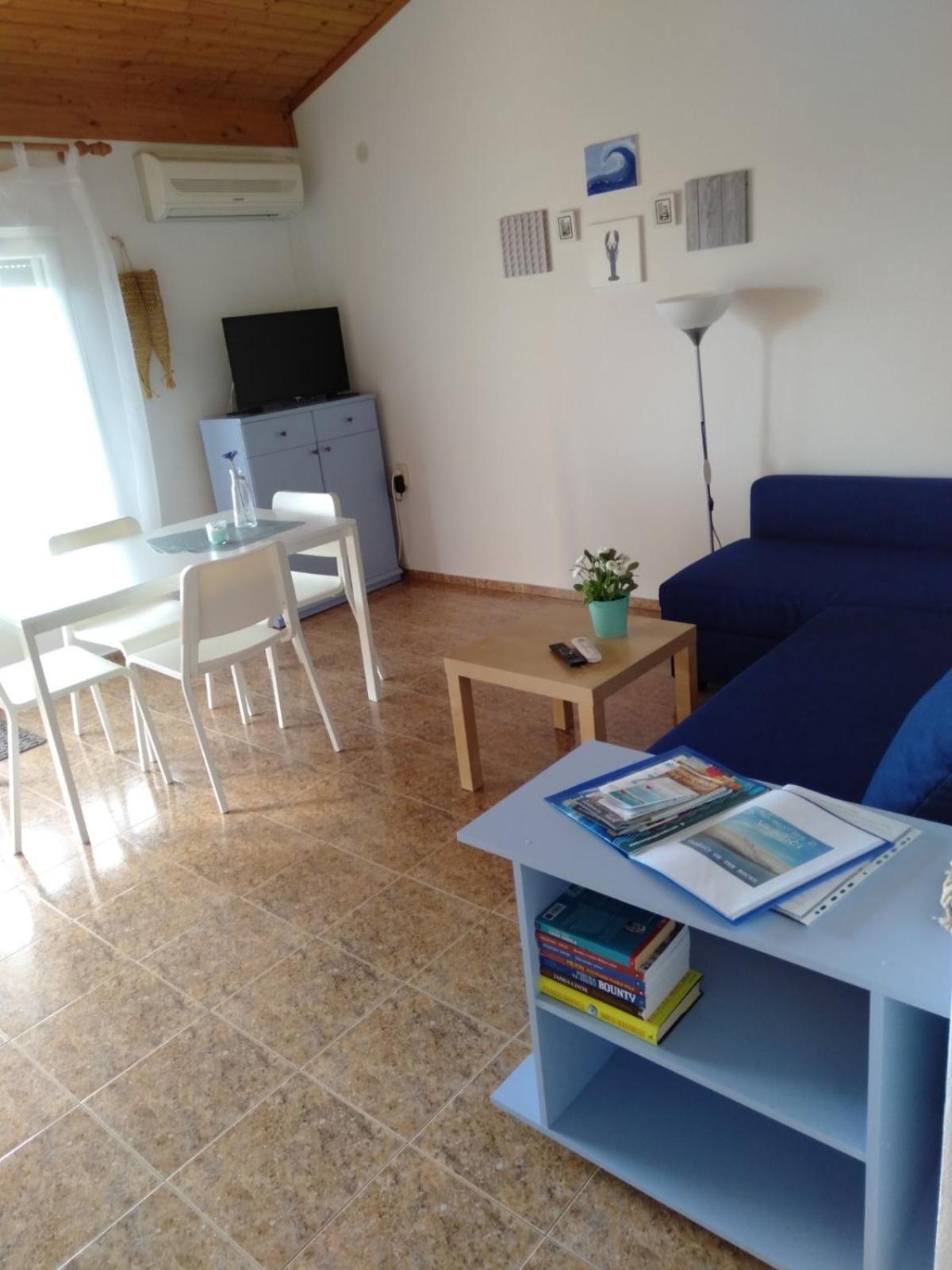 Little Heaven On Earth - Apartmani Martina Vlašići Buitenkant foto