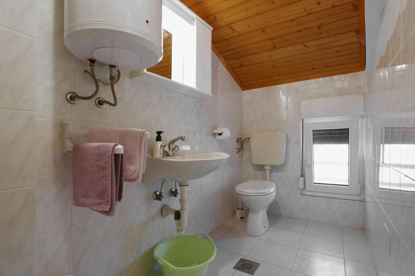 Little Heaven On Earth - Apartmani Martina Vlašići Buitenkant foto