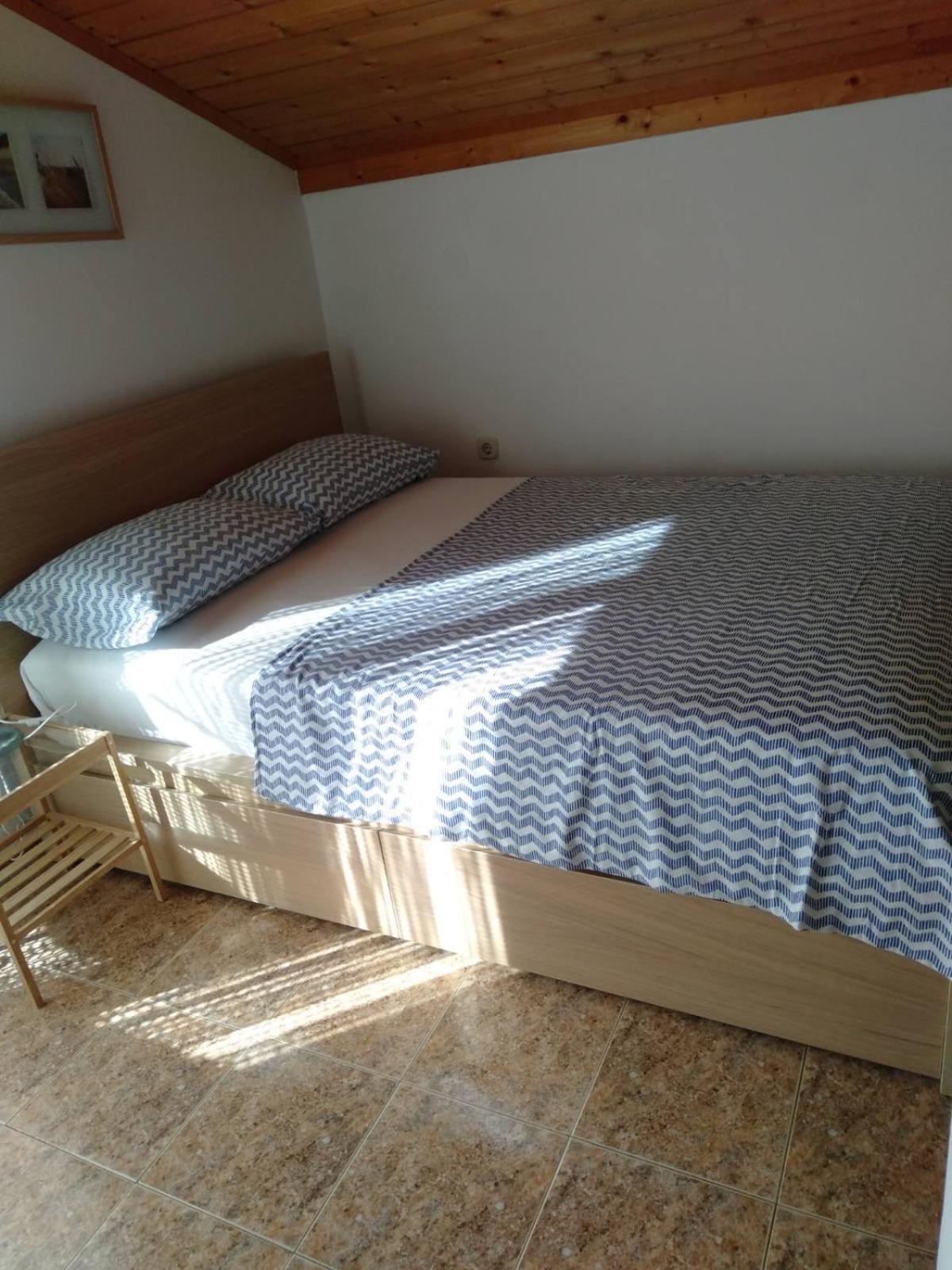 Little Heaven On Earth - Apartmani Martina Vlašići Buitenkant foto